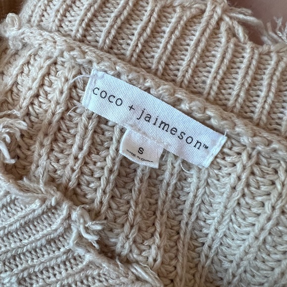 Sweater - Picture 2 of 5